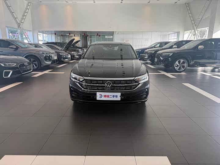 Фото 3 - Volkswagen Sagitar L