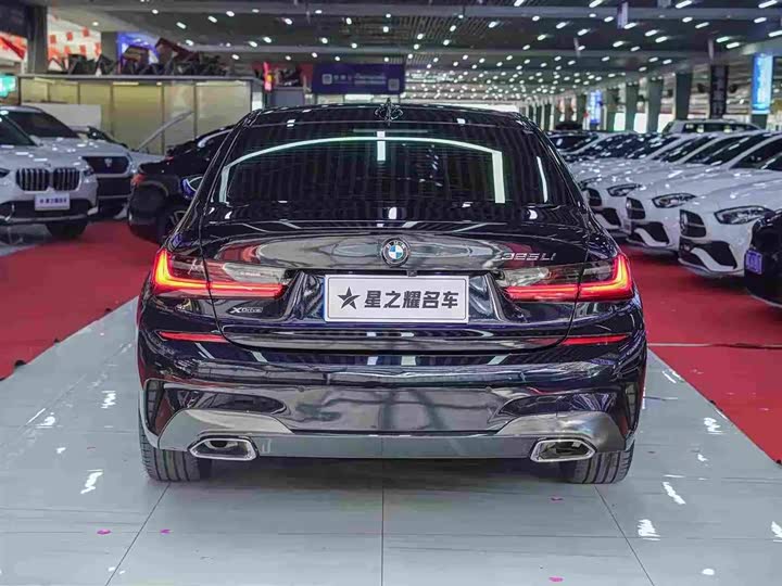 Фото 4 - BMW 3 Series