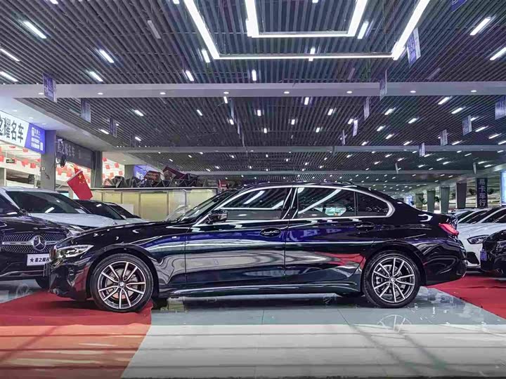 Фото 5 - BMW 3 Series