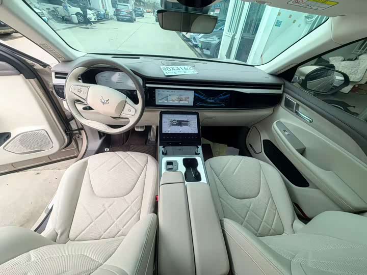 Фото 6 - BAIC Arcfox Alpha T6