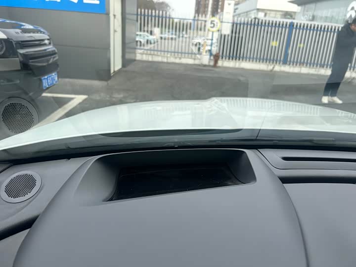 Фото 4 - Jaguar XF L