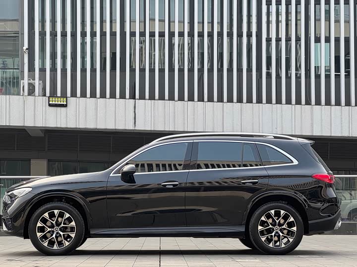 Фото 4 - Mercedes-Benz GLC-Class