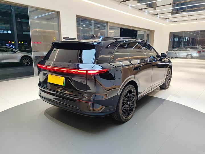 Фото 5 - XPeng G9