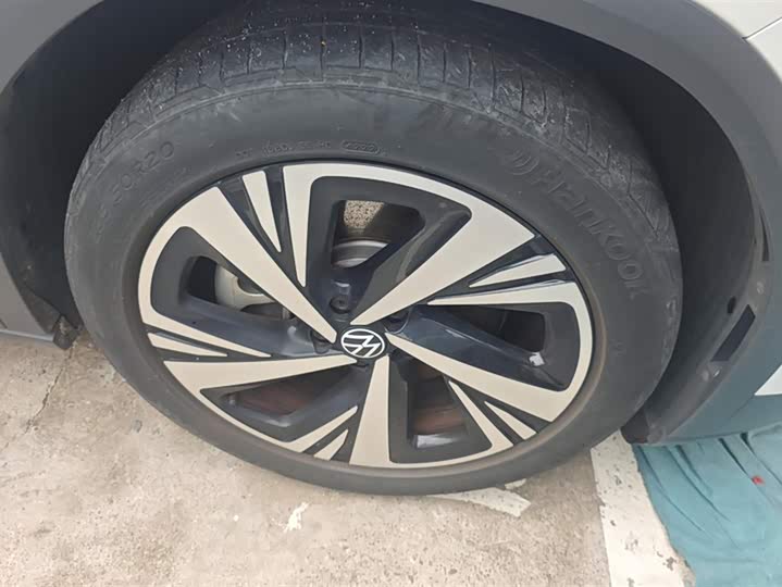 Фото 6 - Volkswagen ID.6 Crozz