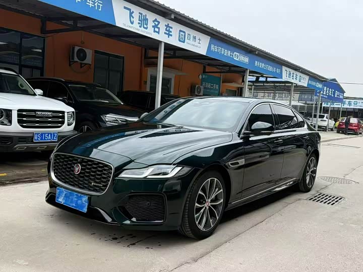 Фото 1 - Jaguar XF L