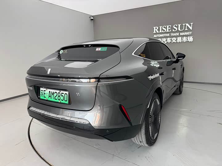 Фото 4 - Avatr 11