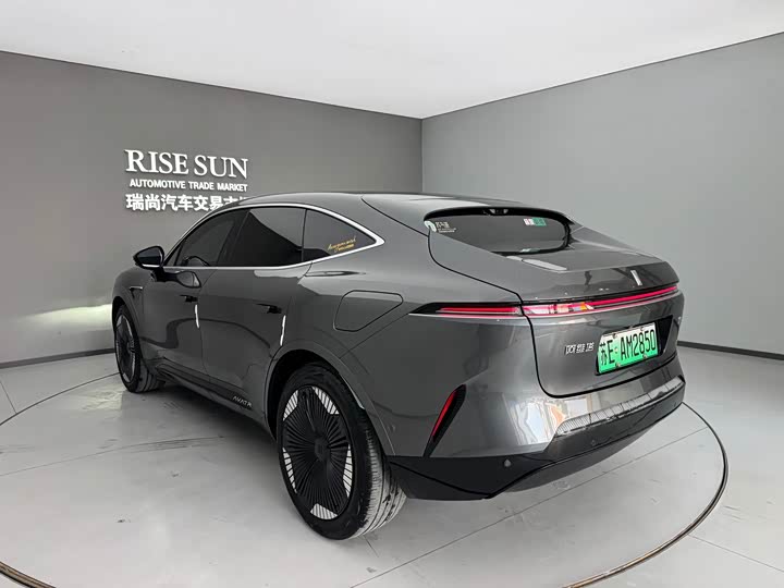 Фото 6 - Avatr 11