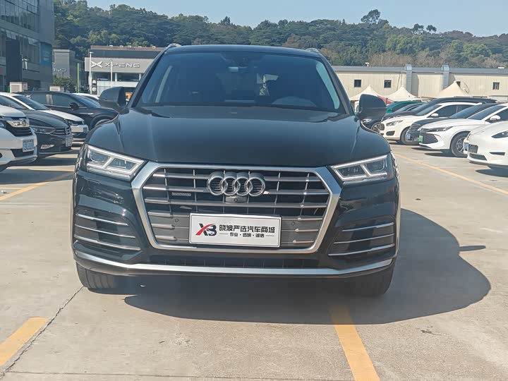 Фото 2 - Audi Q5L