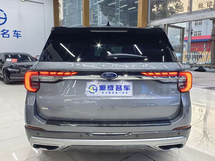 Фото 5 - Ford Explorer