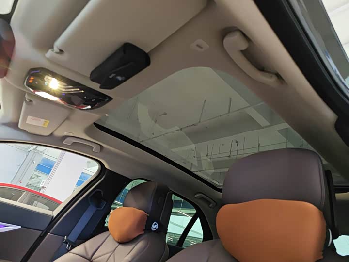 Фото 8 - BMW 7 Series