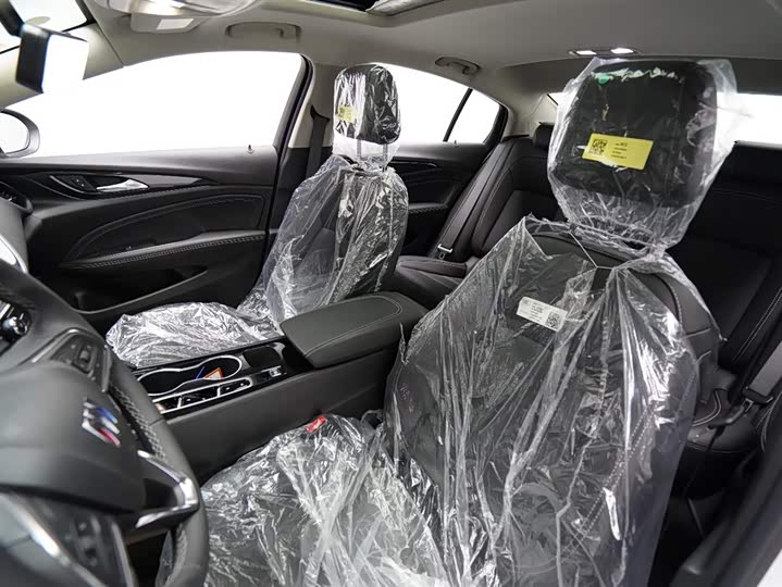 Фото 4 - Buick Regal