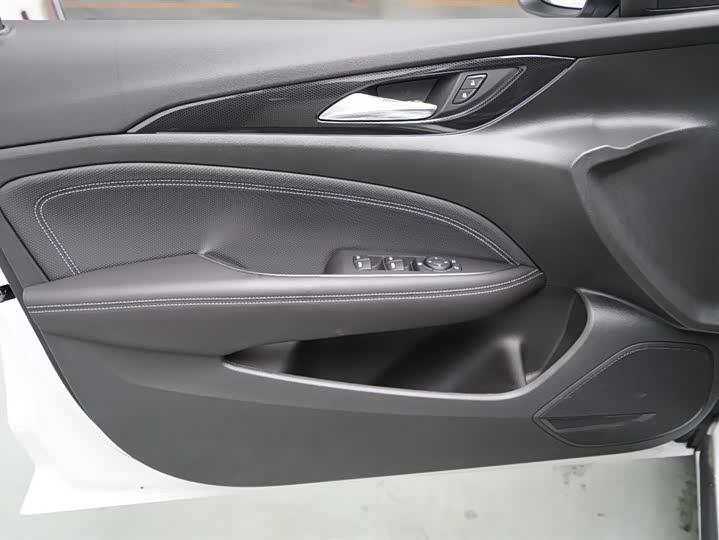 Фото 5 - Buick Regal