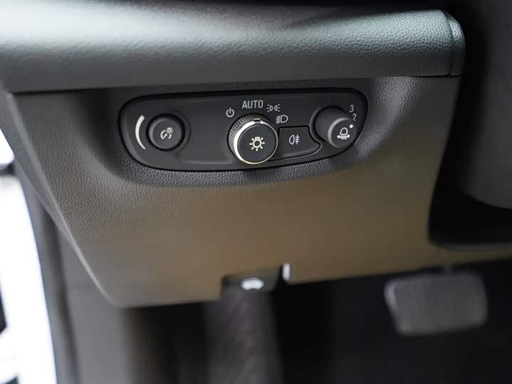 Фото 7 - Buick Regal