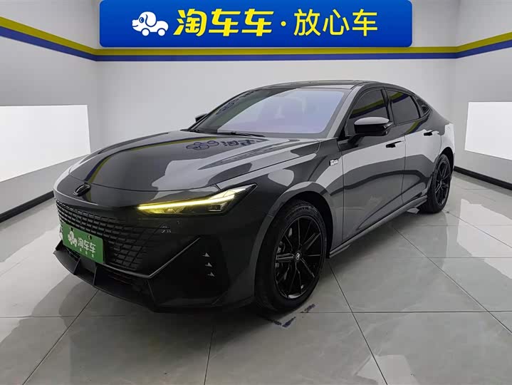 Фото 1 - Changan UNI-V Hybrid