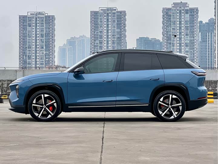 Фото 2 - Nio ES7