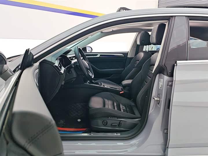 Фото 9 - Volkswagen CC