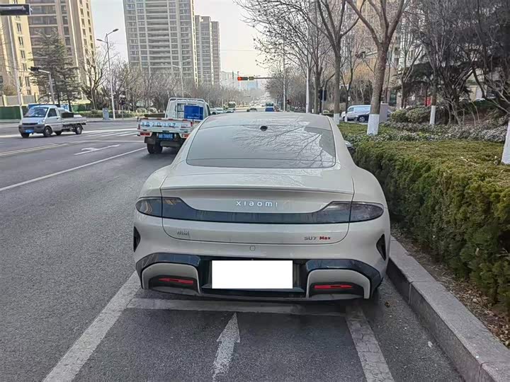 Фото 2 - Xiaomi SU7