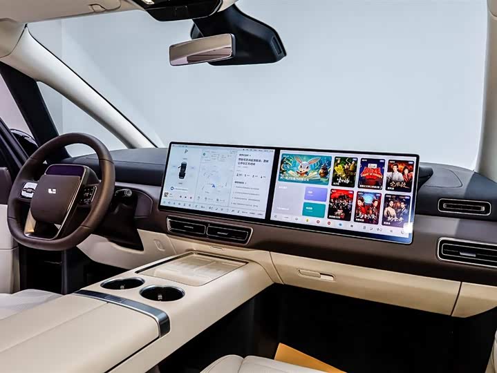 Фото 2 - LiXiang Mega