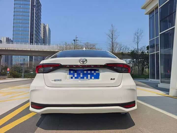 Фото 4 - Toyota Allion