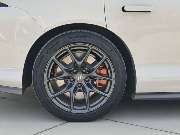 Фото 7 - IM motors L6