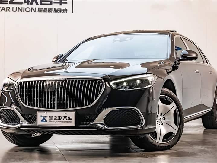 Фото 4 - Mercedes-Benz Maybach S-Class