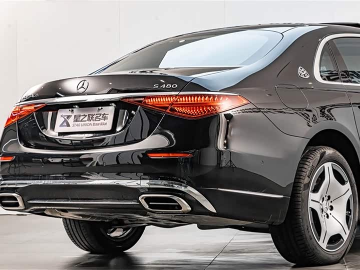 Фото 9 - Mercedes-Benz Maybach S-Class