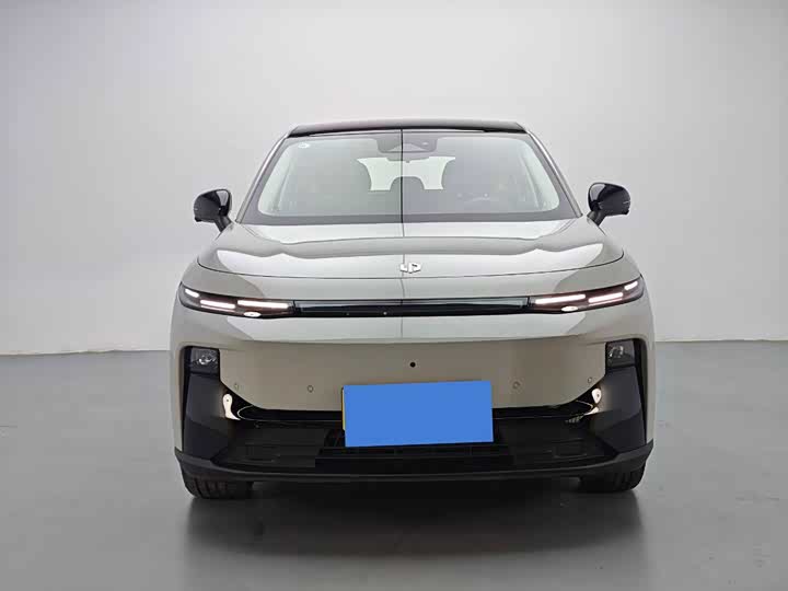 Фото 2 - Leapmotor B10