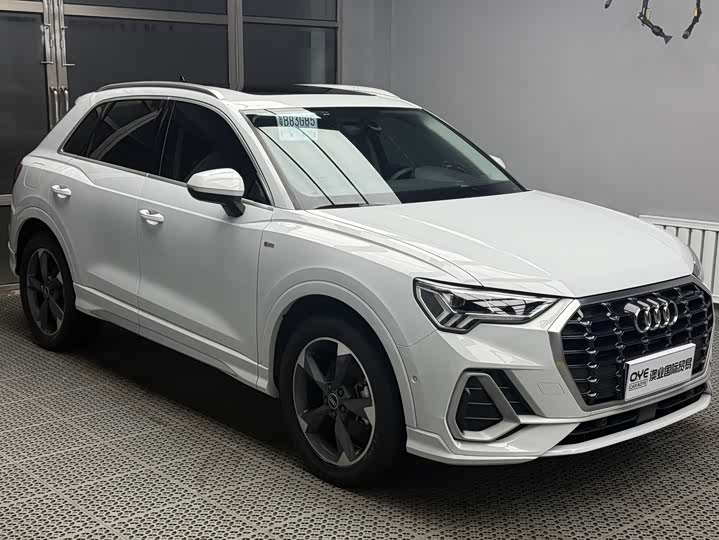 Фото 3 - Audi Q3