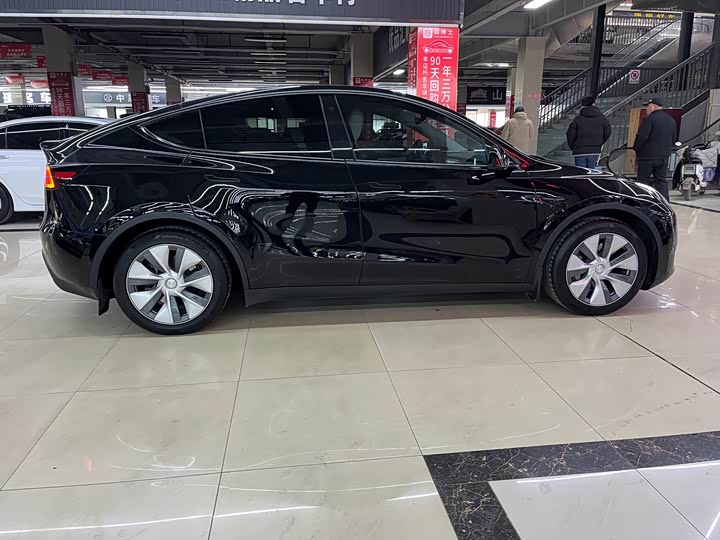 Фото 5 - Tesla Model Y