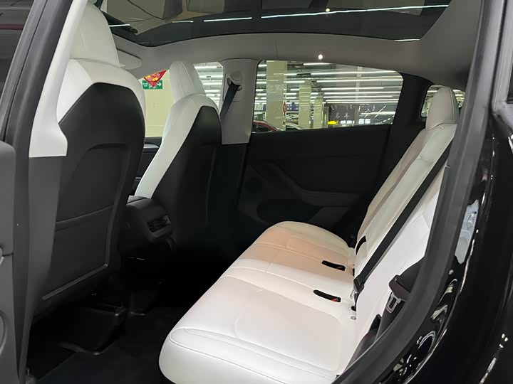 Фото 7 - Tesla Model Y