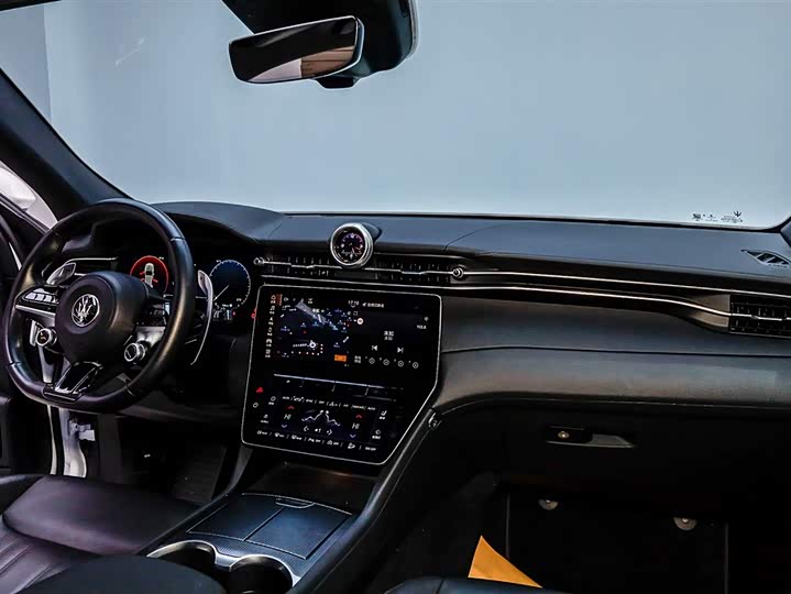 Фото 6 - Maserati Grecale