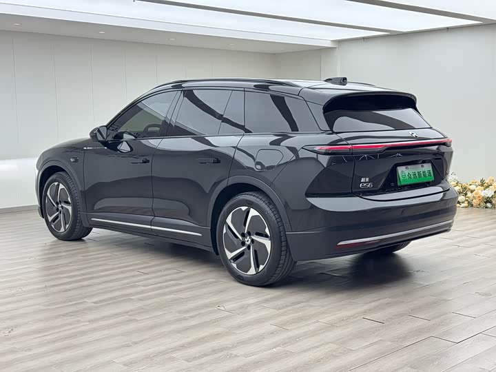 Фото 7 - Nio ES6