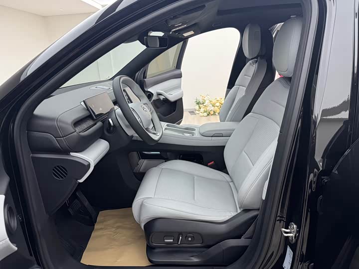 Фото 8 - Nio ES6