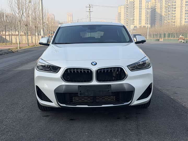 Фото 2 - BMW X2