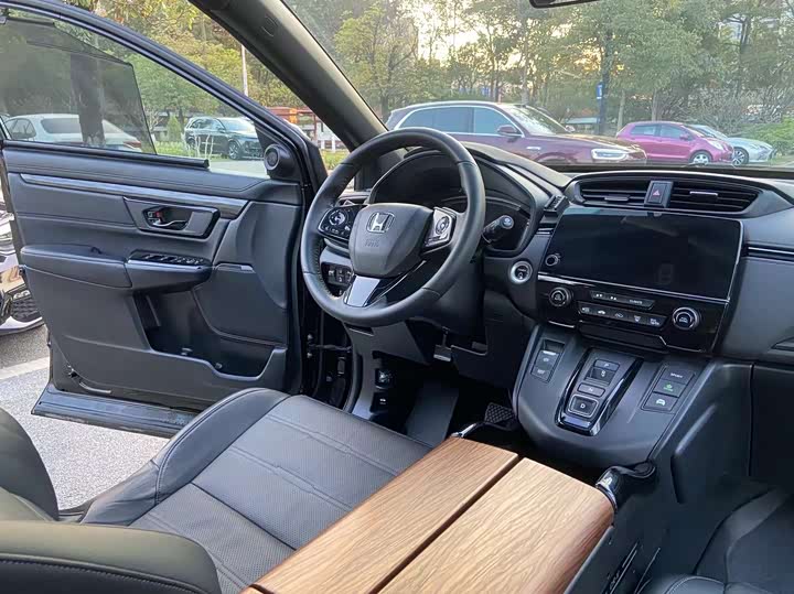 Фото 9 - Honda CR-V