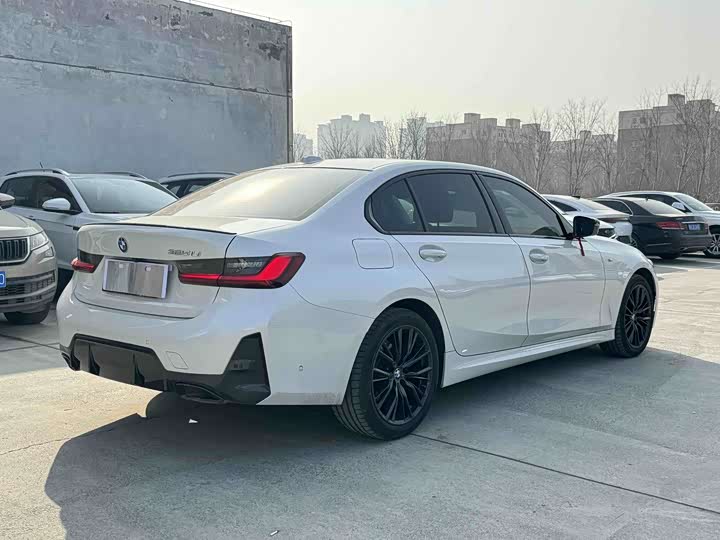 Фото 9 - BMW 3 Series