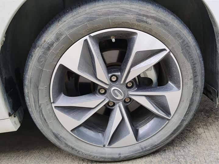 Фото 6 - GAC Trumpchi M6