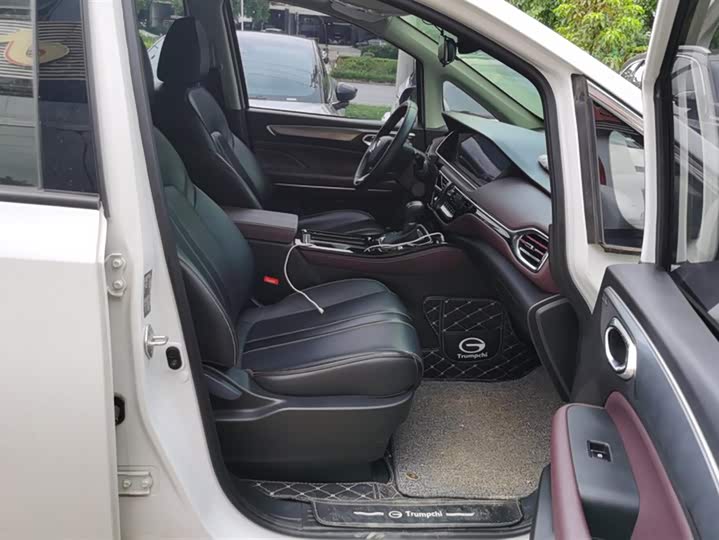 Фото 8 - GAC Trumpchi M6