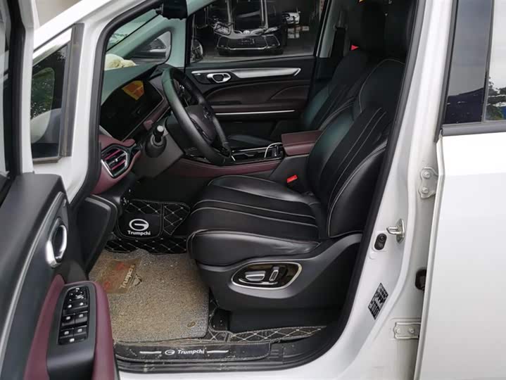 Фото 9 - GAC Trumpchi M6