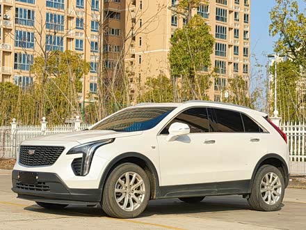 Фото 1 - Cadillac XT4