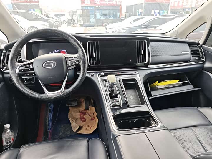 Фото 7 - GAC Trumpchi M8