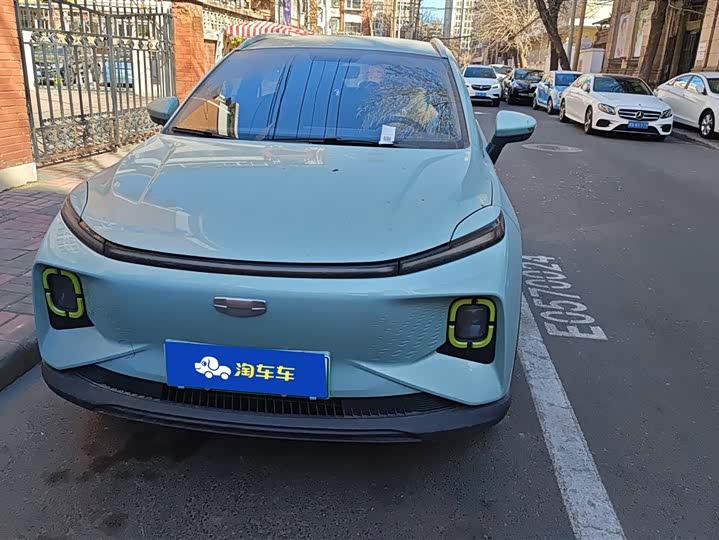 Фото 2 - Geely Geometry E Firefly