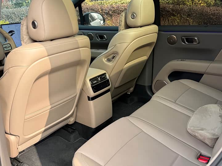 Фото 9 - LiXiang i6