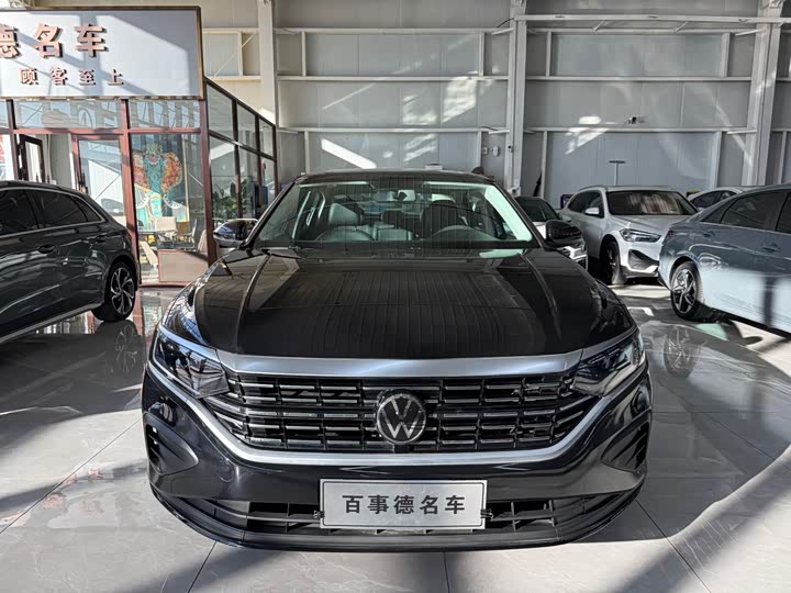 Фото 2 - Volkswagen Passat