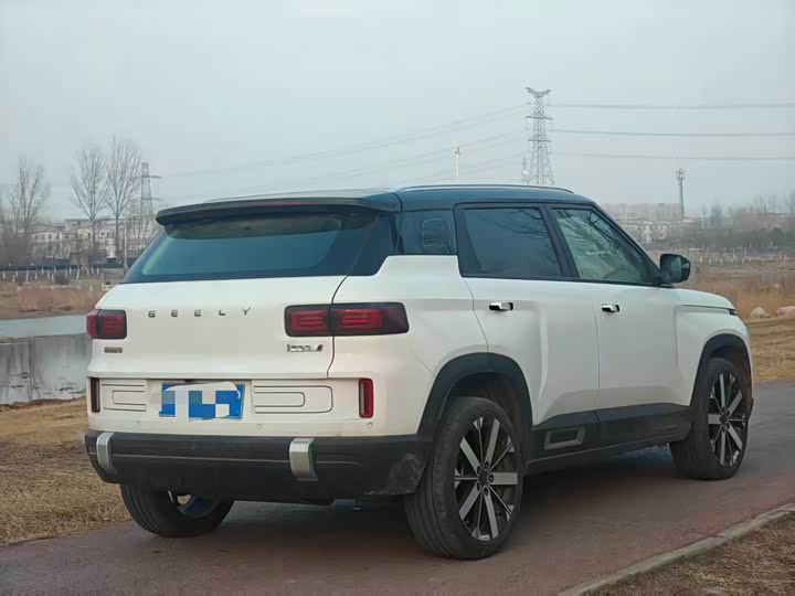 Фото 9 - Geely Icon