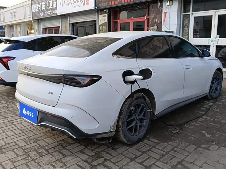 Фото 3 - BYD Seal 06 Hybrid/EV