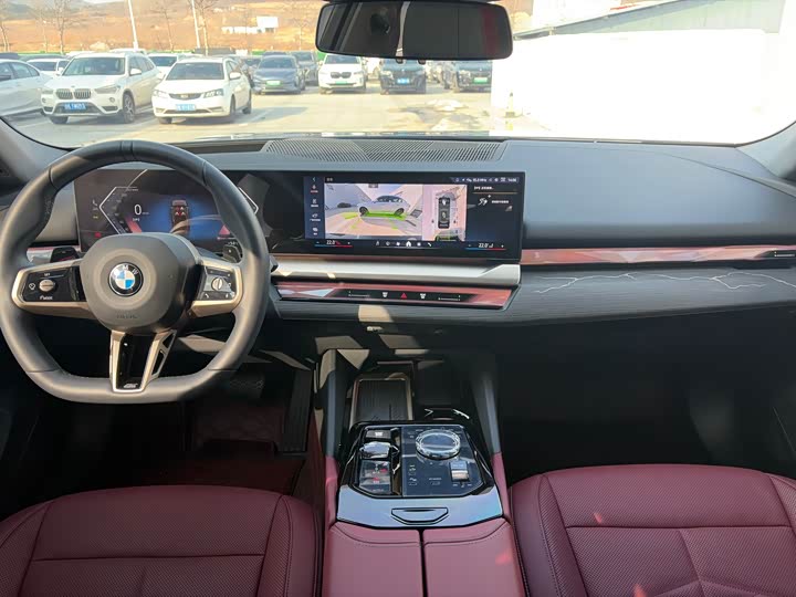 Фото 9 - BMW 5 Series