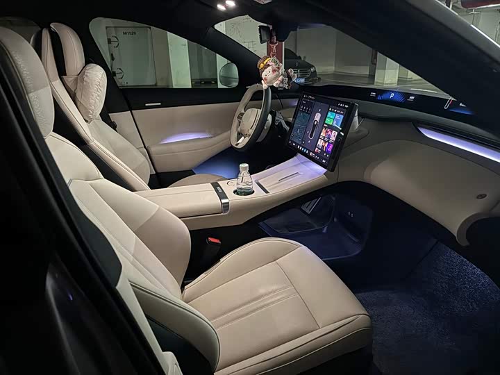 Фото 9 - Xiaomi YU7