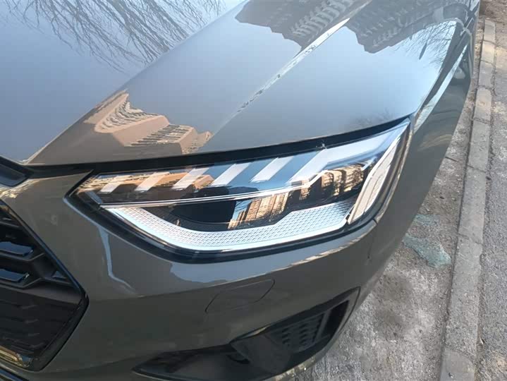 Фото 5 - Audi S4