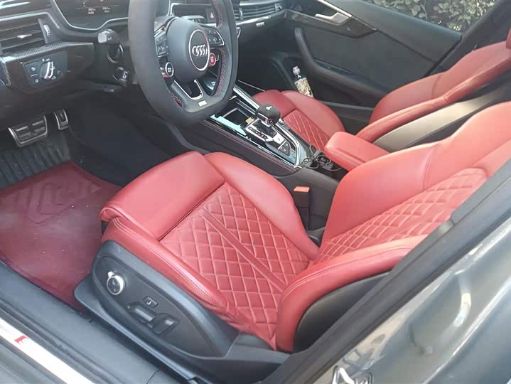 Фото 9 - Audi S4